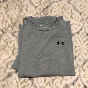 Men’s Under Armor T-shirt; light gray; size XL; great condition